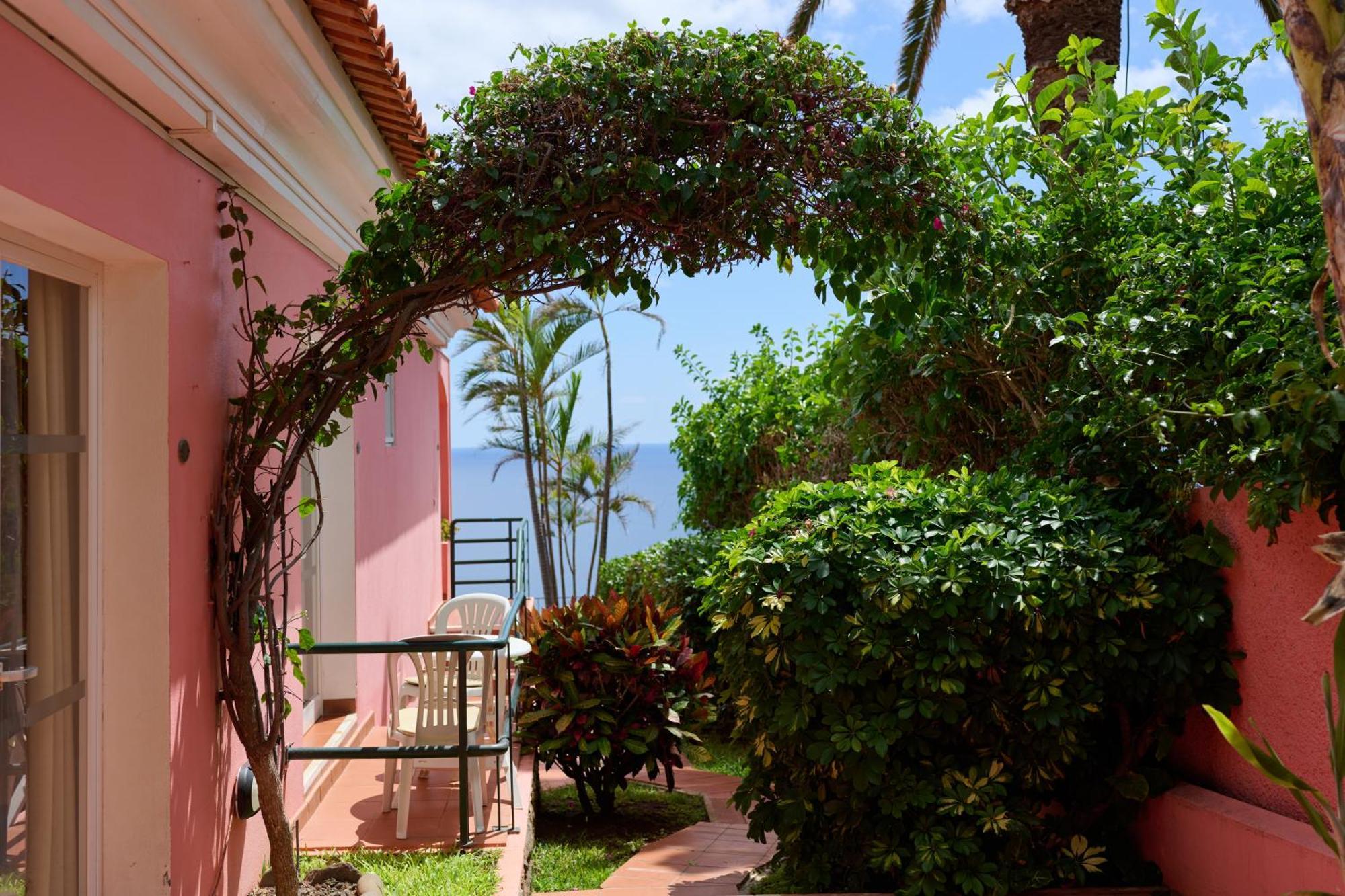 קאניקו Inn & Art Madeira מראה חיצוני תמונה
